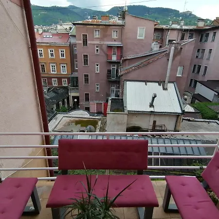 Infinity Boutique Hostel (Adults Only) *